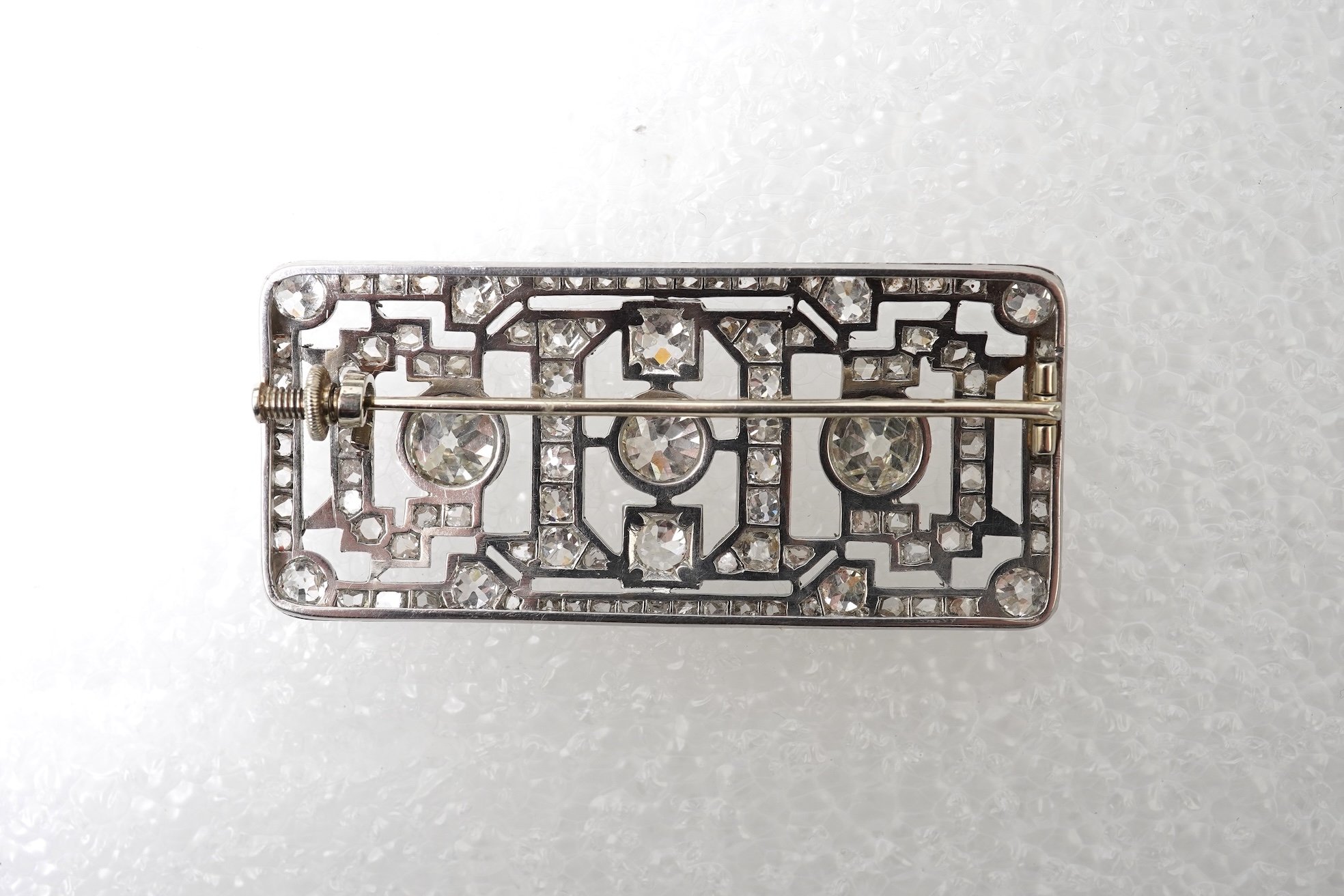 An attractive Art Deco diamond brooch, France, 1920s